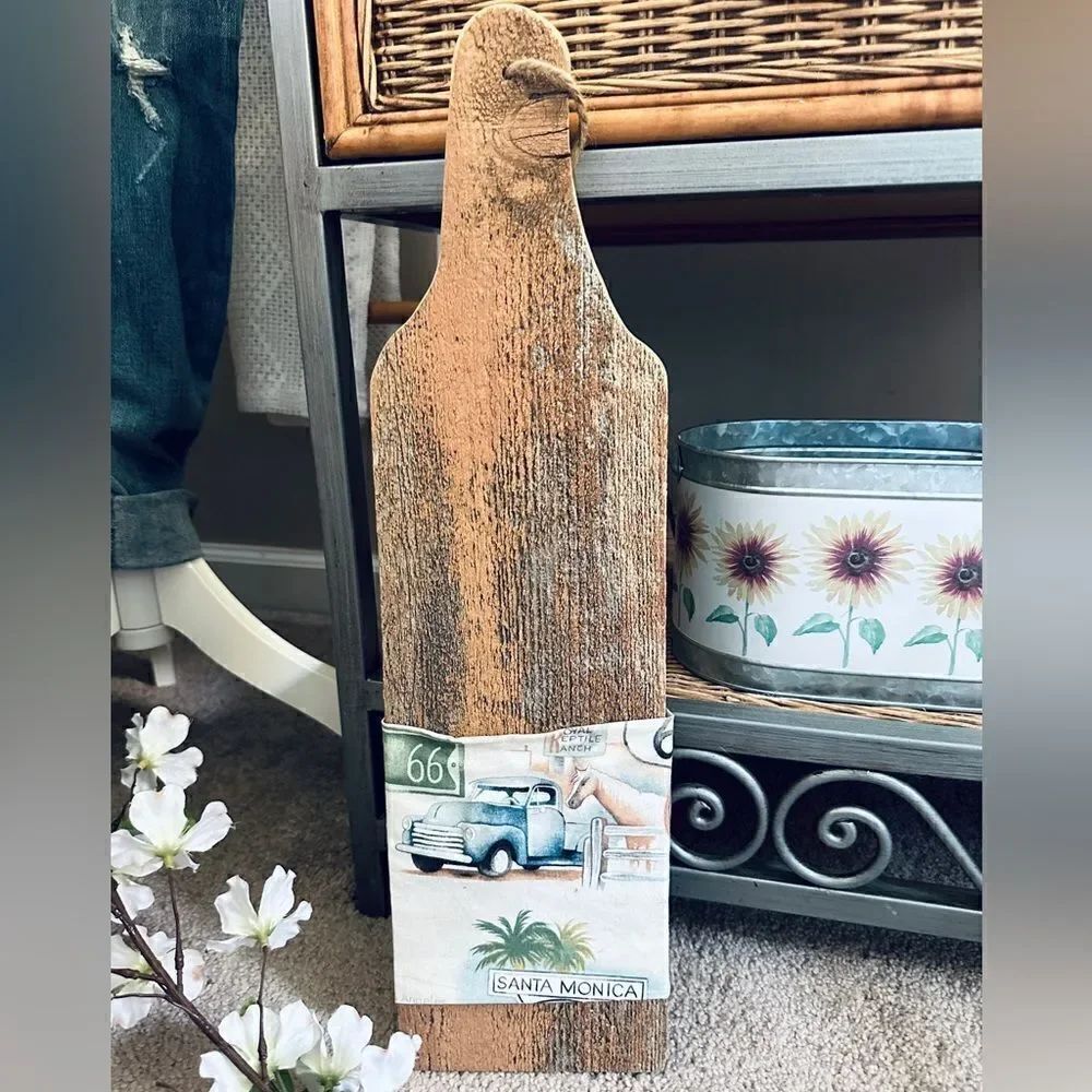 Vintage Style Wooden Rustic Farmhouse Hanging Paddle Decor